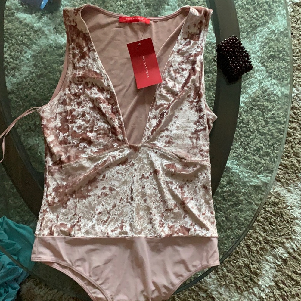 Velvet crush pink bodysuit size small brand new